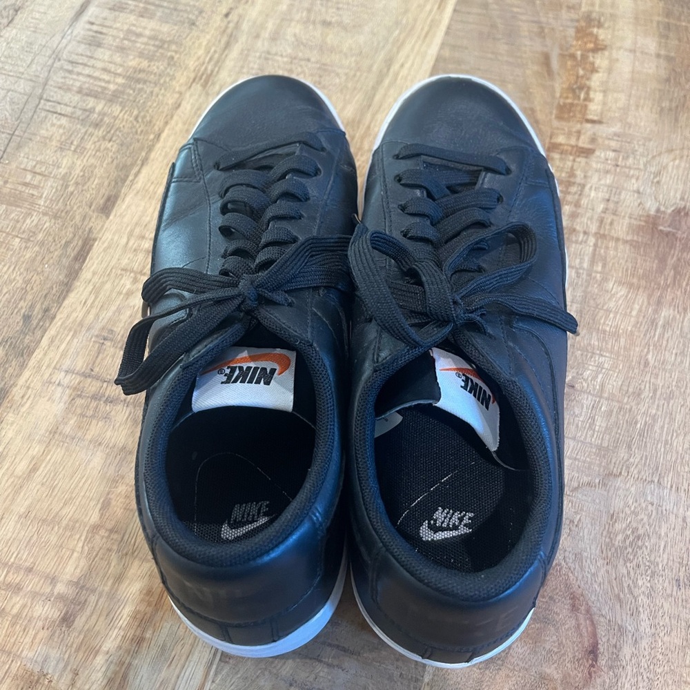 Black Nike Everyday Sneakers